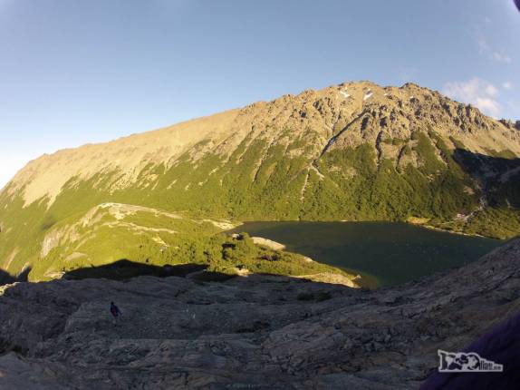 Retornando para o refúgio San Martín, após caminhada até a Laguna Témpanos, região de Bariloche, na Argentina